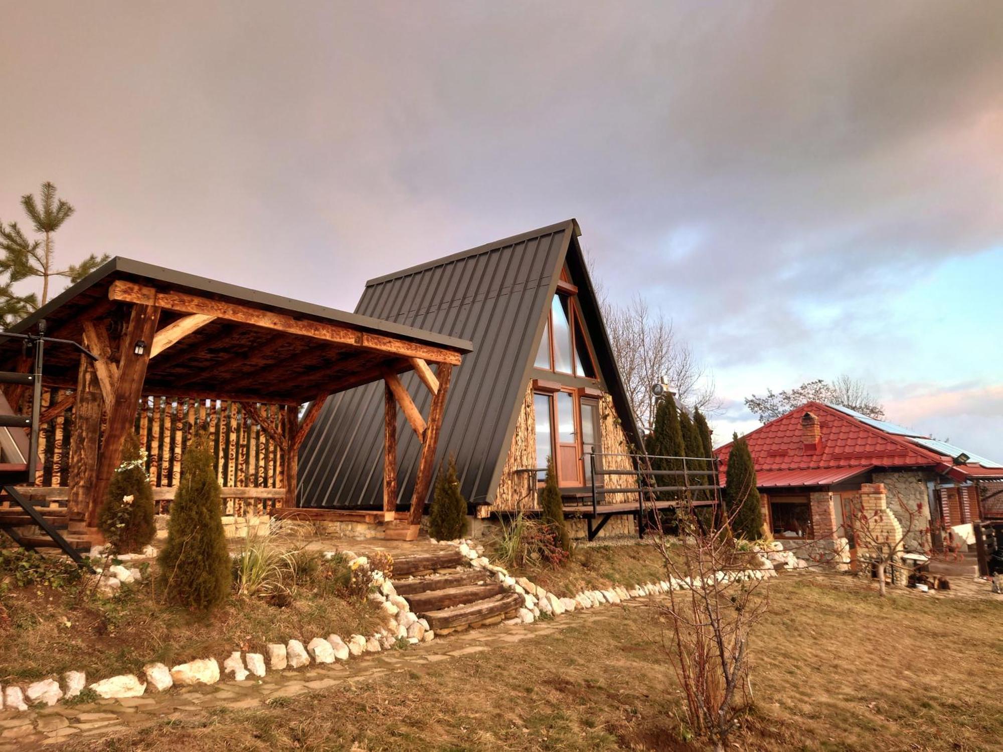 Razele Trascaului Holiday home *